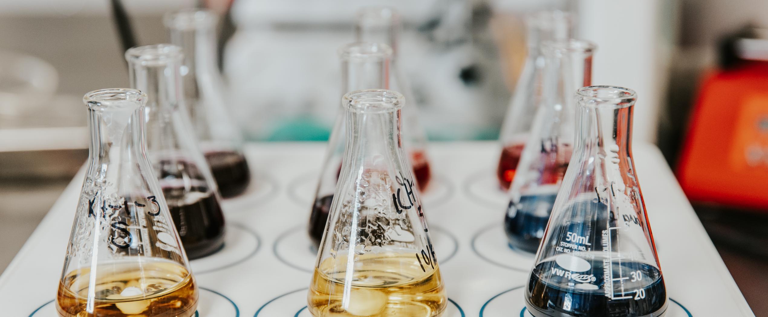 Picture of different beakers in a Chem classroom